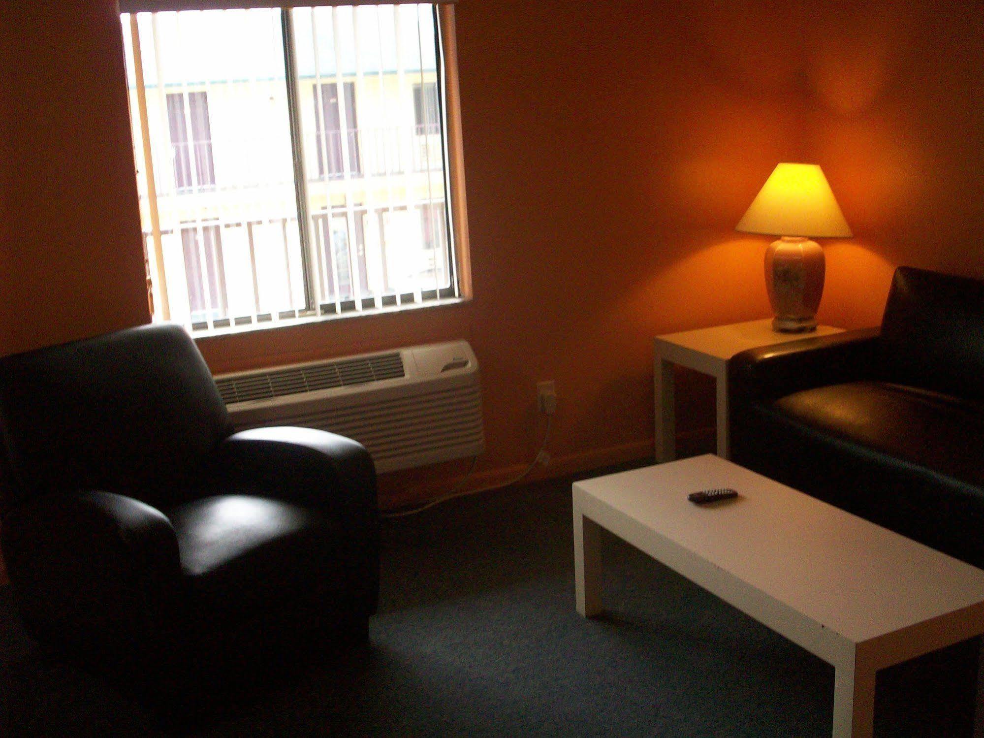 All-Suite Motel Edgewater  Eksteriør bilde